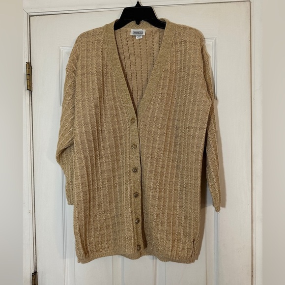 Beautiful sweater with a gold glitter to it. Tag says 14 but see measurements. - Picture 1 of 8